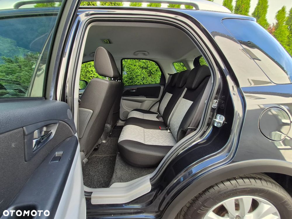 Suzuki SX4 1.6 VVT 4x2 Style - 15