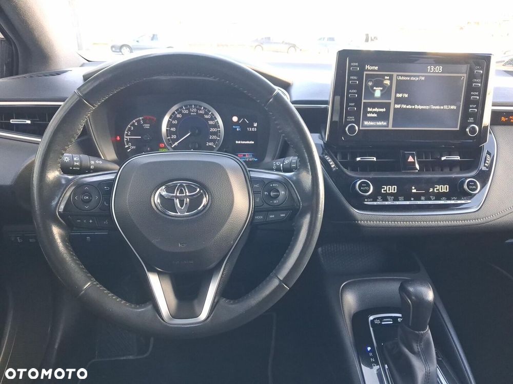 Toyota Corolla 1.8 Hybrid Comfort - 17