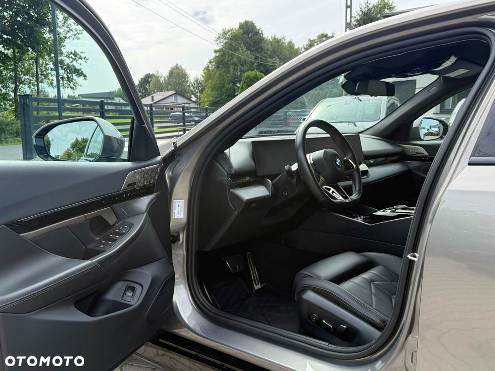 BMW Seria 5 - 10