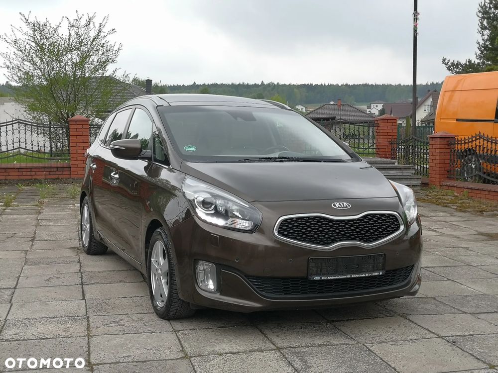 Kia Carens 1.7 CRDi 136 Dream Team Edition - 3