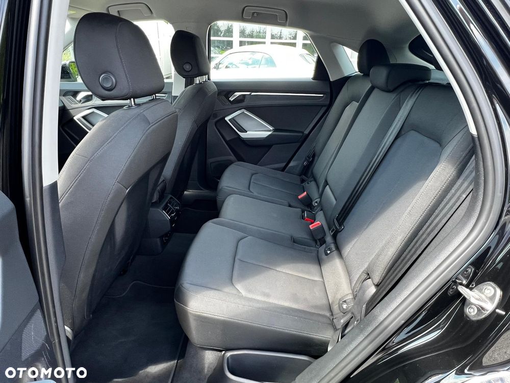 Audi Q3 Sportback 35 TFSI S tronic - 13