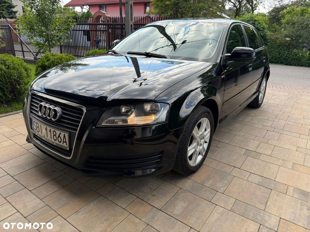 Audi A3 Sportback 1.6 Ambiente - 1