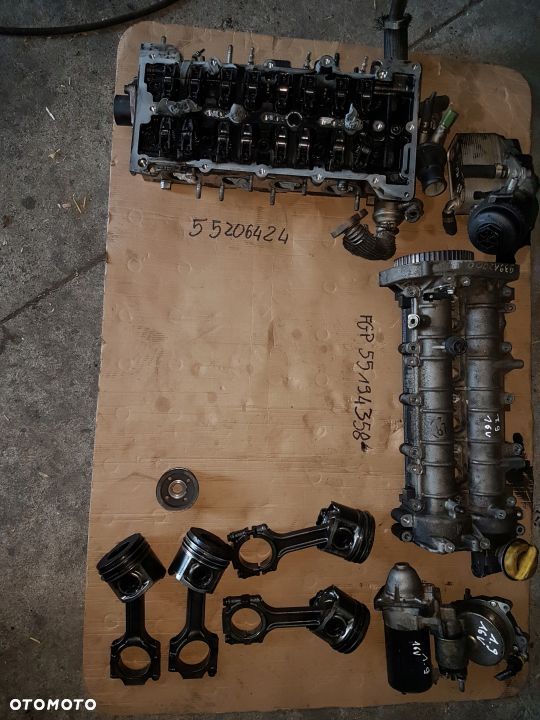 Głowica Opel Fiat Croma 1.9 16V 55206424 - 1