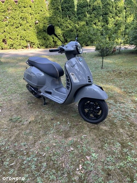 Vespa GTS - 1