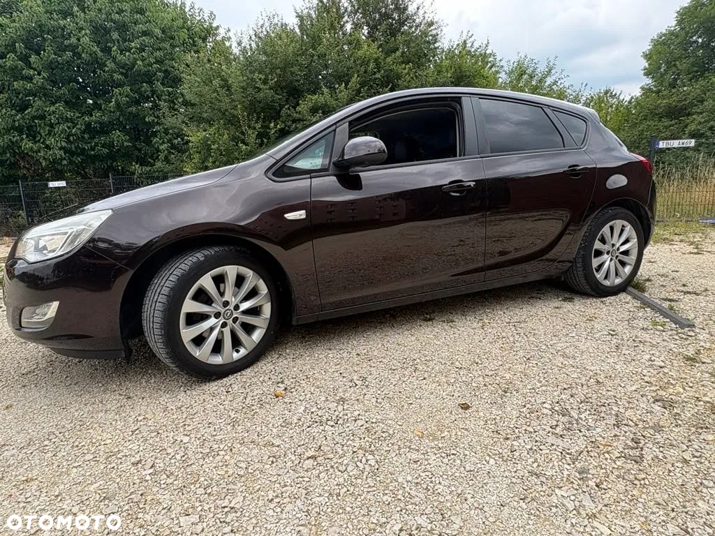 Opel Astra IV 1.4 T Sport - 14