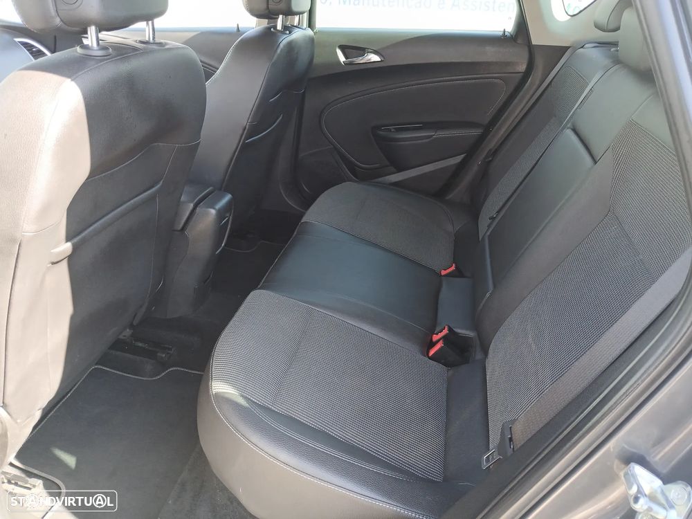 Opel Astra 1.3 CDTI Cosmo S/S 106g - 17