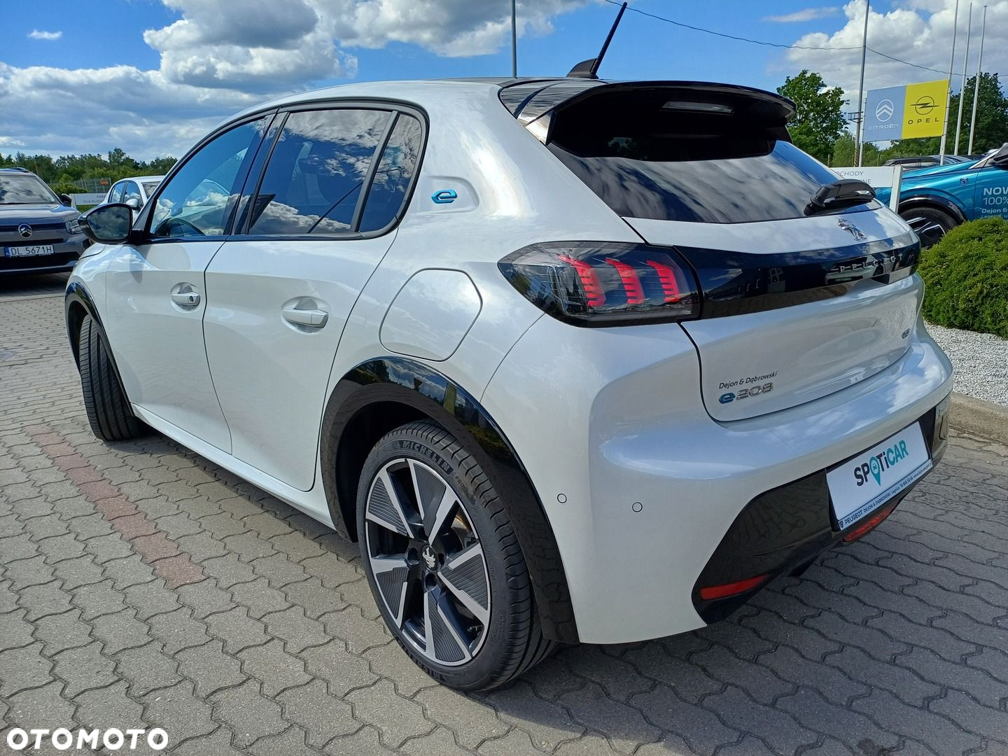 Peugeot 208 e-208 GT - 4