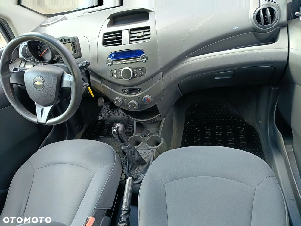 Chevrolet Spark 1.0 - 5