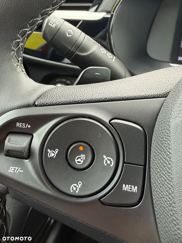 Opel Corsa 1.2 T mHEV EdCT - 16