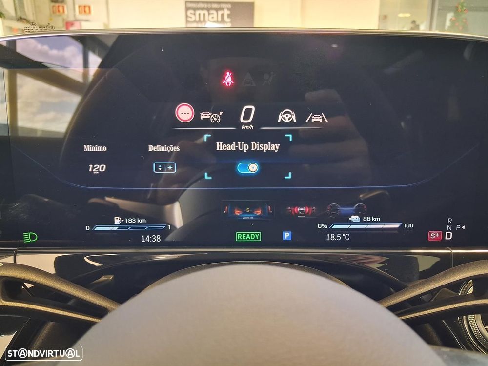 Mercedes-Benz E 53 AMG Hybrid 4Matic+ - 33