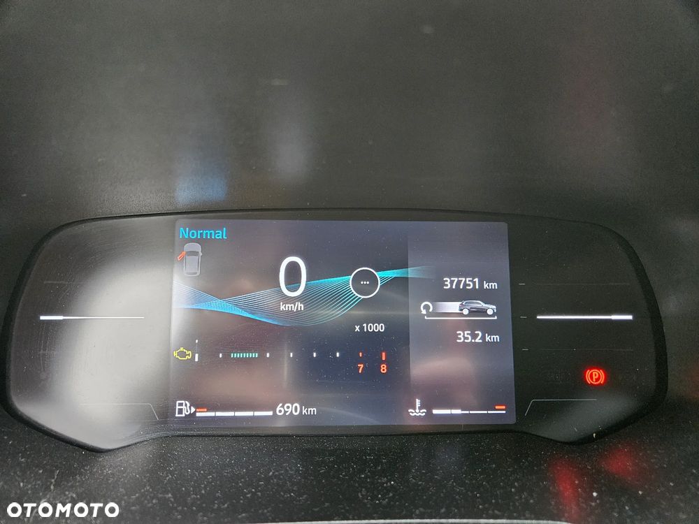 Mitsubishi Colt 1.0T Invite Style Cold - 7