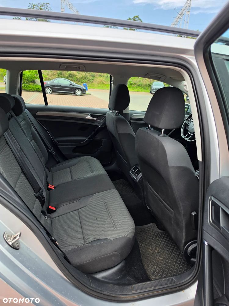 Volkswagen Golf 1.4 TSI BMT Comfortline - 12