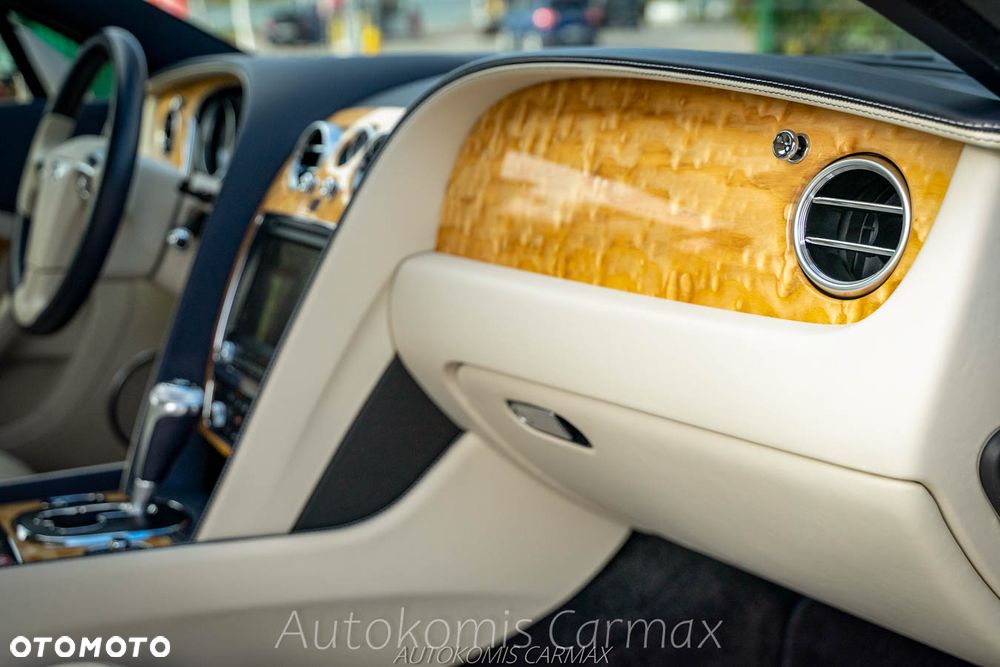 Bentley Continental GT - 29