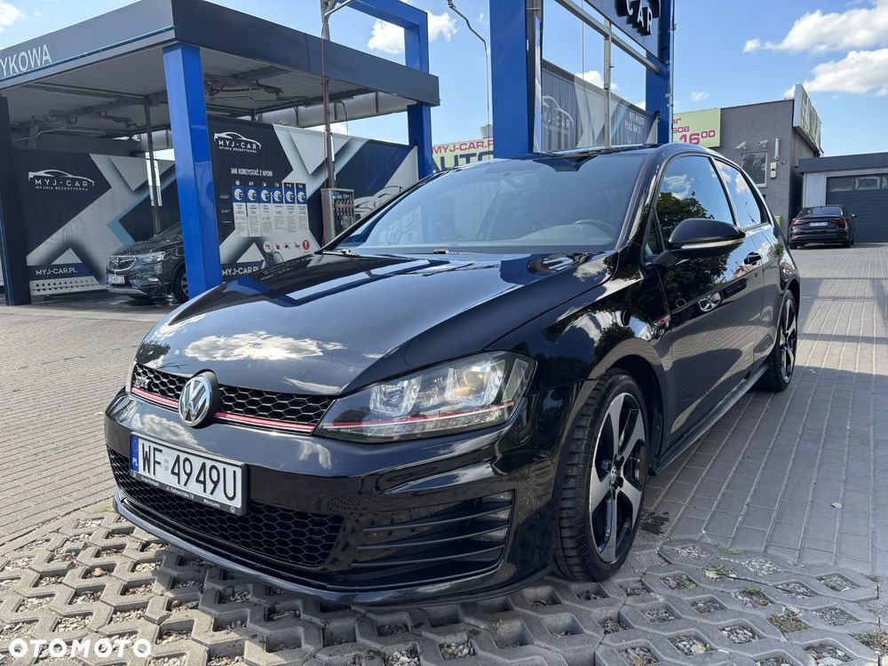 Volkswagen Golf GTI Performance BlueMotion Technology - 3