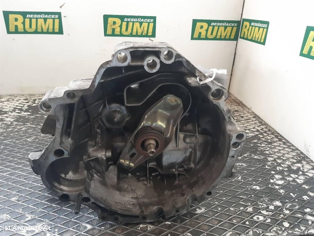 CAIXA DE VELOCIDADES AUDI A6 BERLINA C4 - 1
