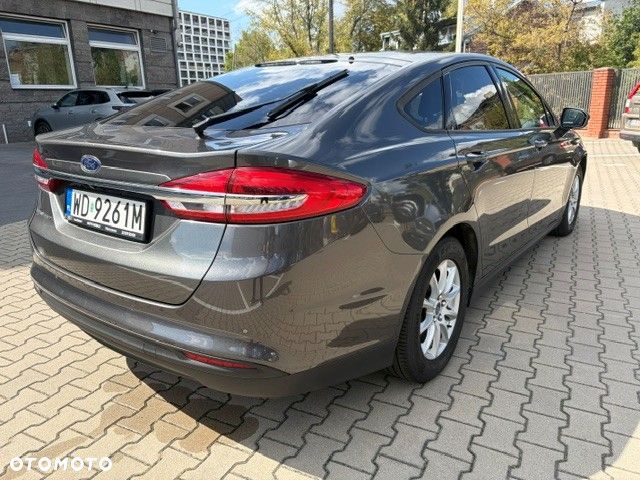 Ford Mondeo - 4