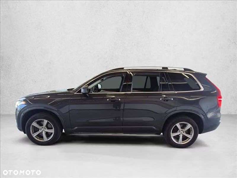 Volvo XC 90 - 8