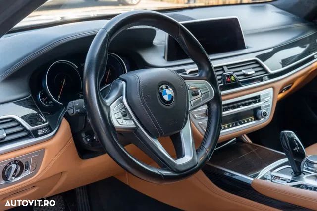 BMW Seria 7 740Le xDrive iPerformance - 10