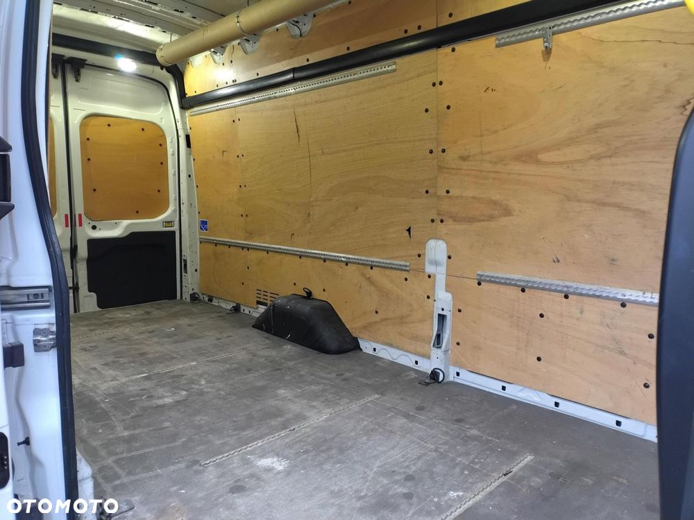 Ford transit - 21