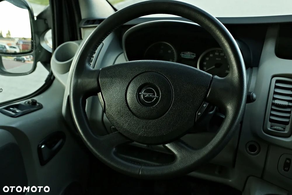Opel Vivaro - 31