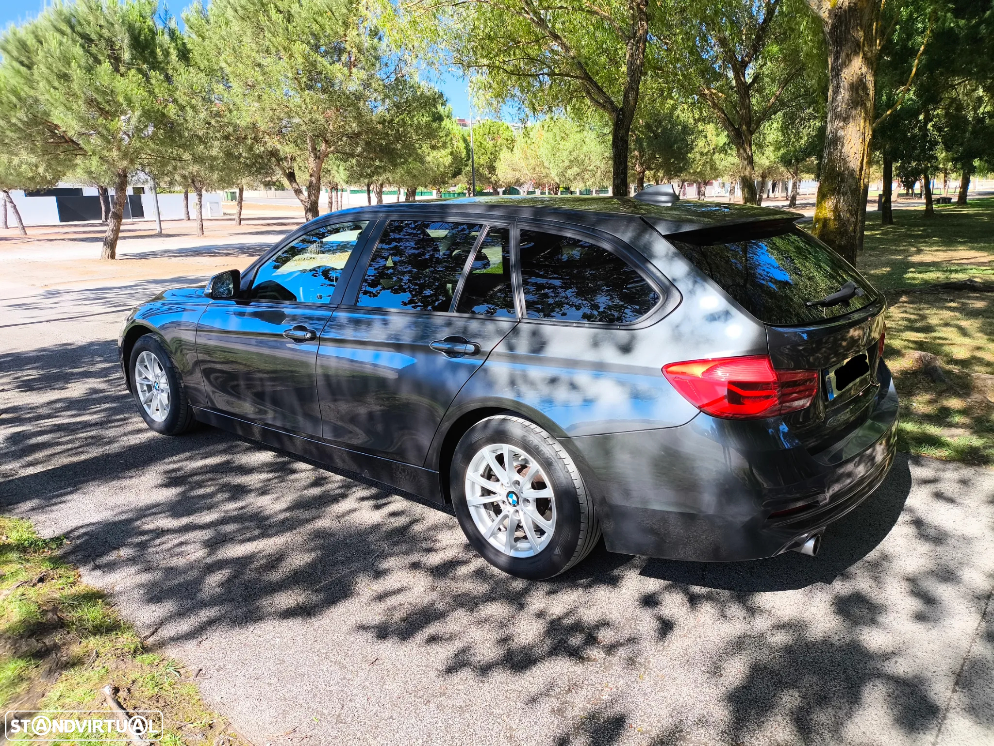 BMW 316 d Touring - 12