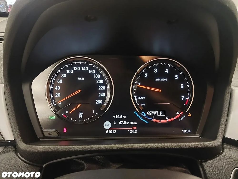 BMW X1 sDrive18i - 9