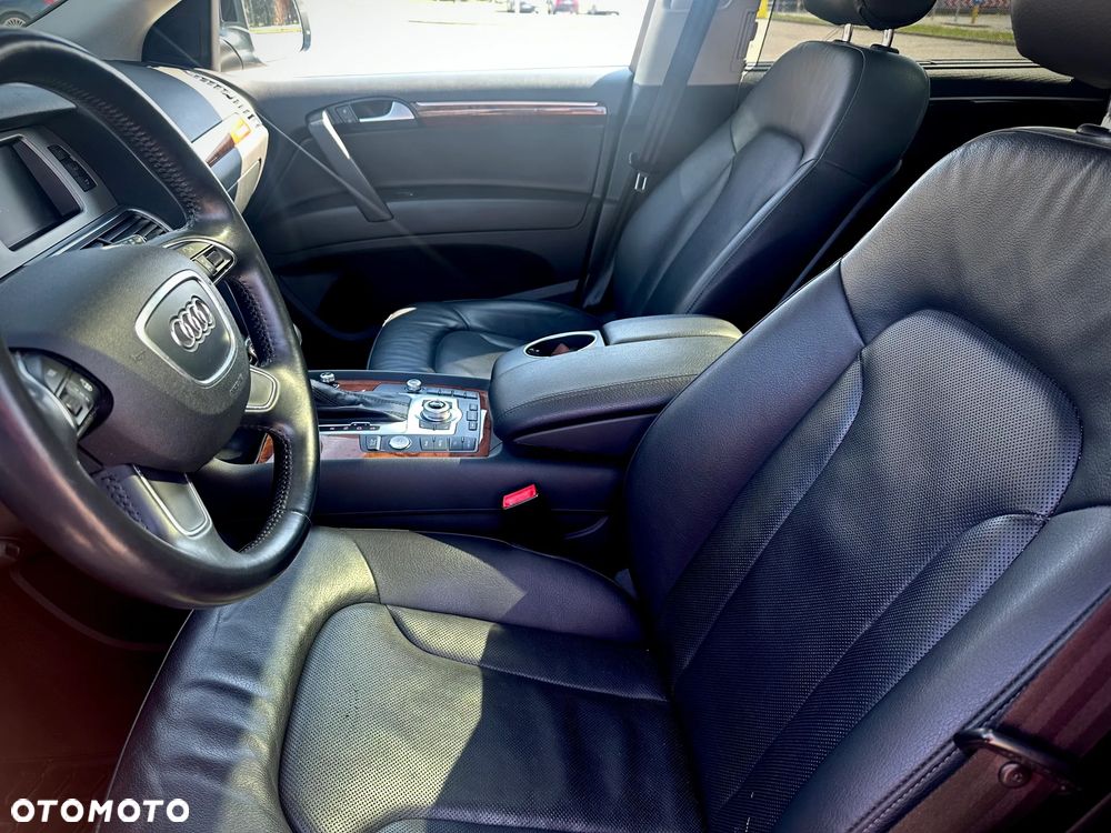 Audi Q7 3.0 TFSI Quattro Tiptr - 30