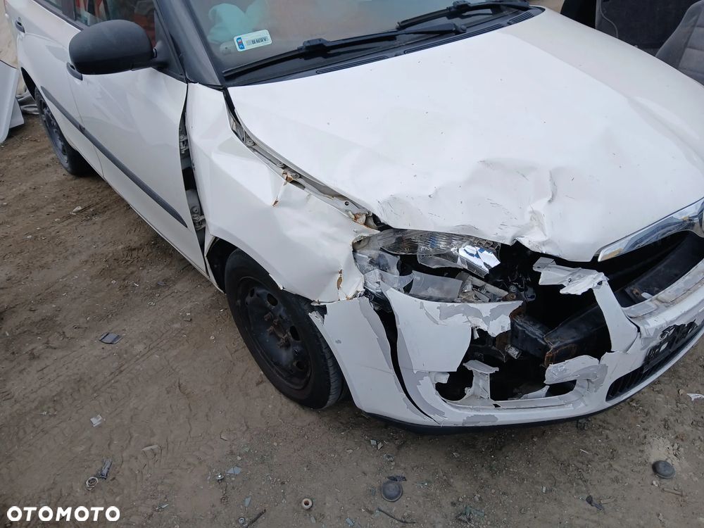SKODA FABIA II 2 07R LF9E HB silnik 1.2 12V 70 KM BZG skrzynia JUS napęd sanki belka wahacz - 1