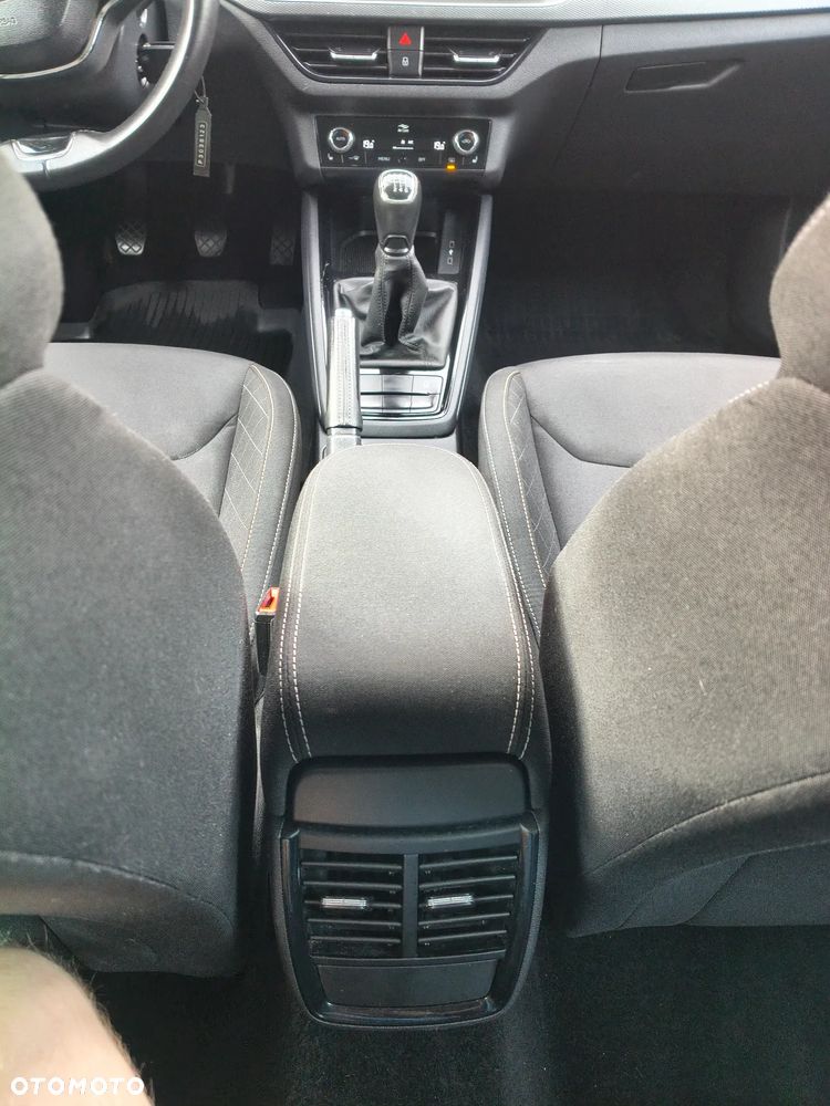 Skoda Kamiq 1.0 TSI Ambition - 17