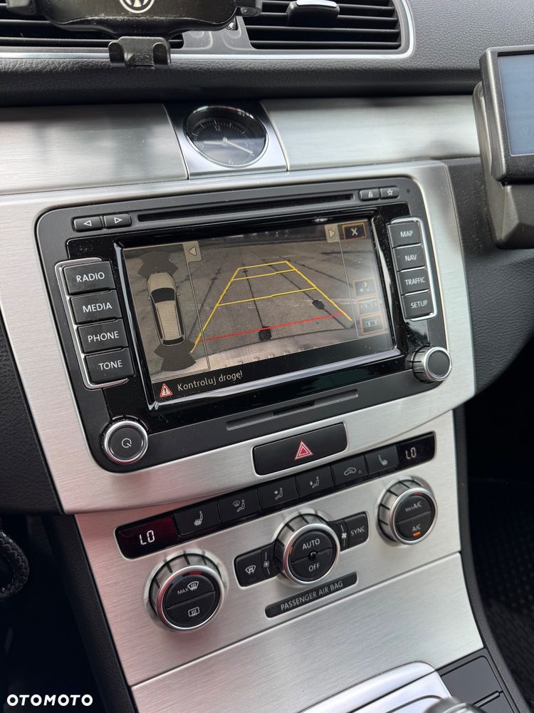 Volkswagen Passat 2.0 TDI Highline DSG - 13