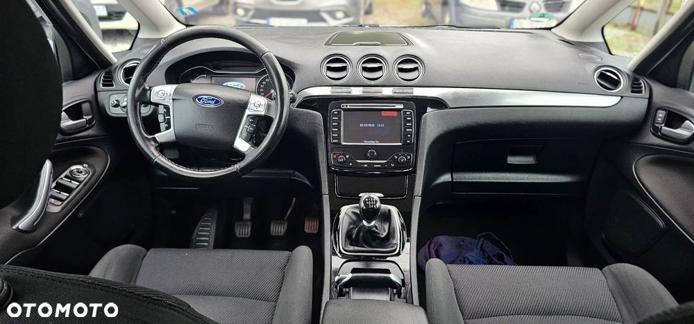 Ford S-Max 2.0 TDCi DPF Titanium - 9