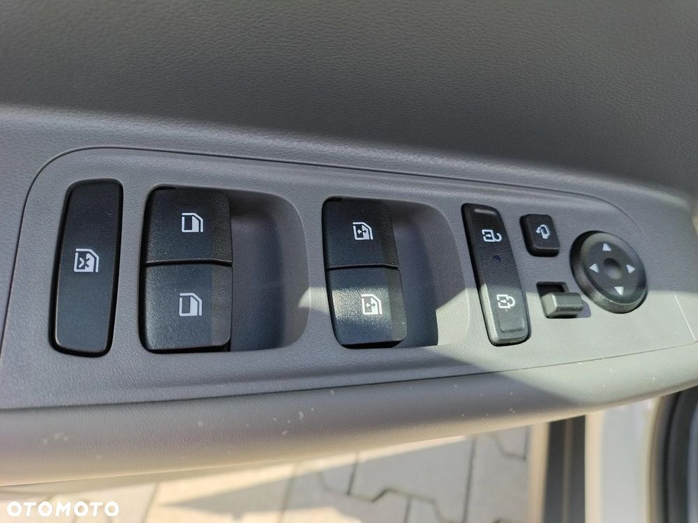 Hyundai Inster 49kWh Cross - 19