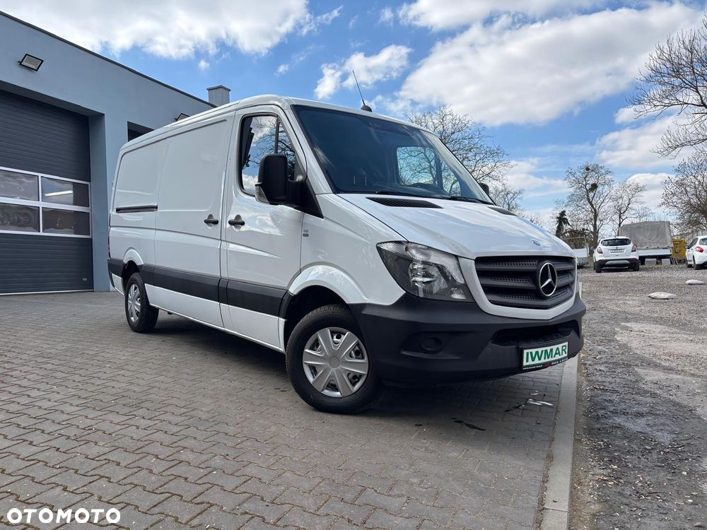Mercedes-Benz Sprinter - 3