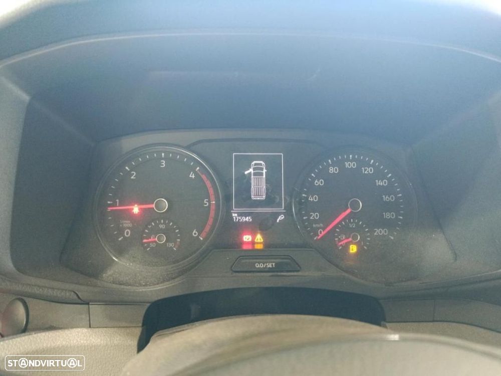 VW Crafter 35 2.0 TDI L5H3 Super Longo Tecto Alto c/IVA - 4