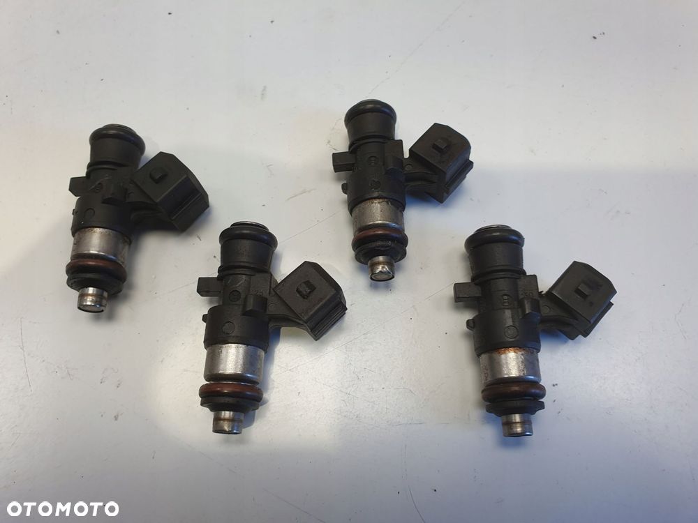 WTRYSKIWACZ Renault Clio III 1.2 16V _ wtrysk 0280158046 - 2