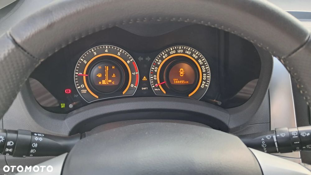 Toyota Auris 1.33 VVT-i - 10