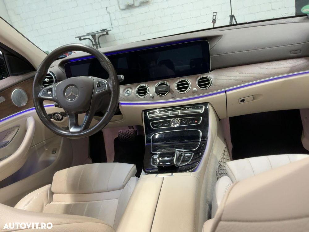 Mercedes-Benz E 200 4MATIC 9G-TRONIC Exclusive - 5