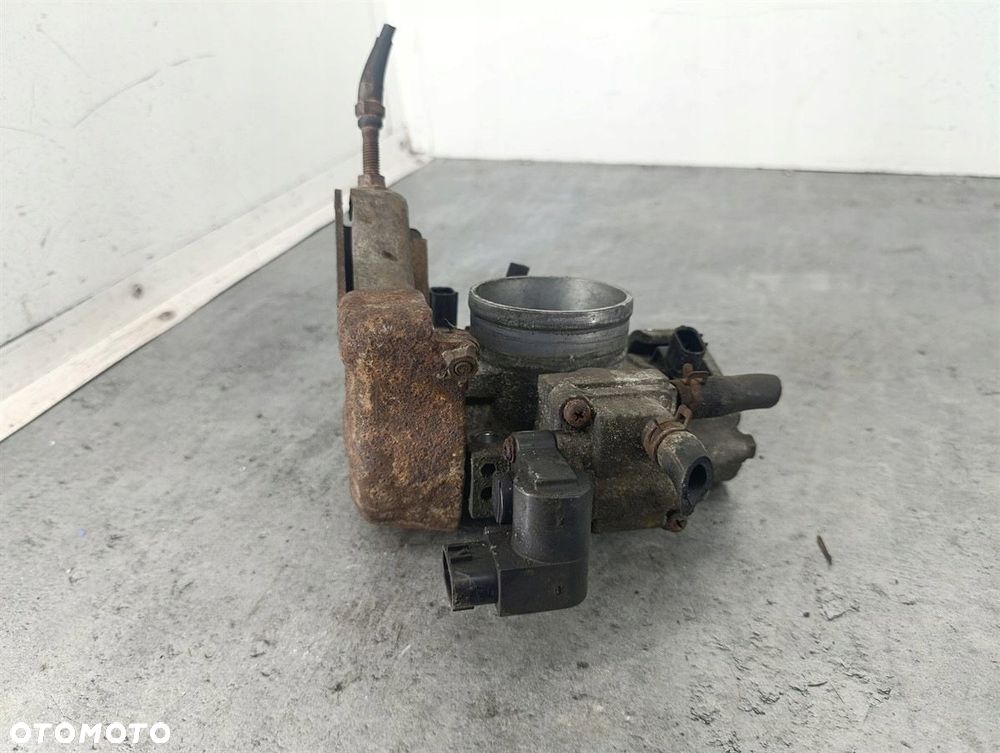 PRZEPUSTNICA HONDA STREAM FL  2.0 I-VTEC - 5