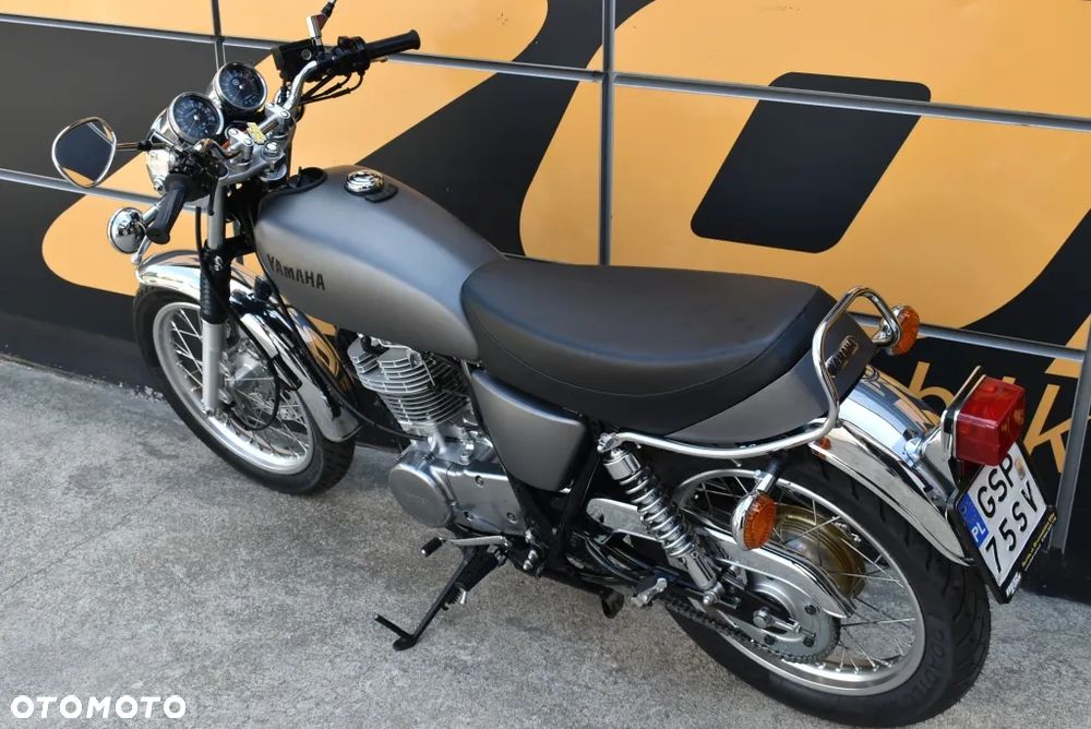 Yamaha SR - 9