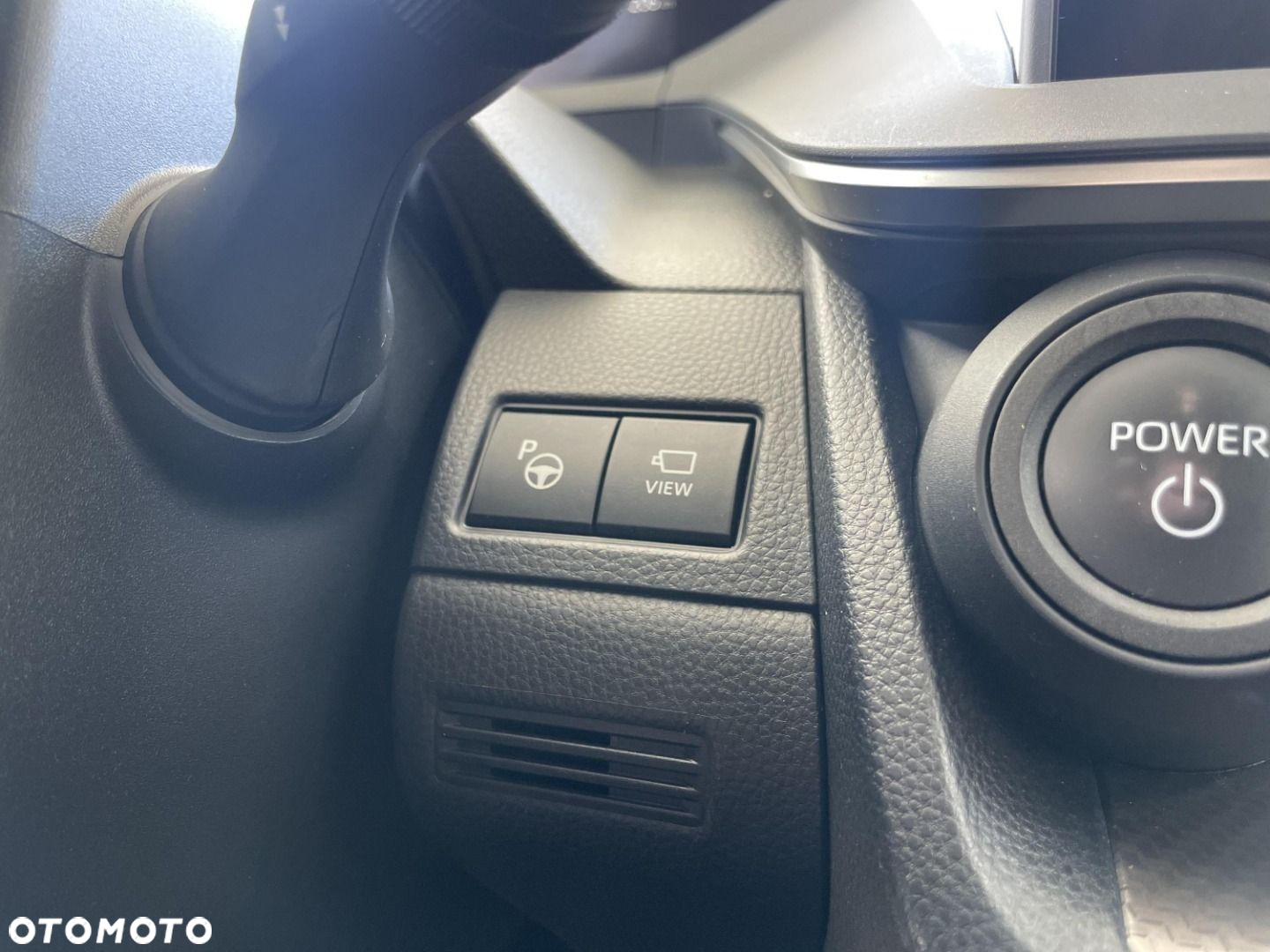 Toyota Prius - 24