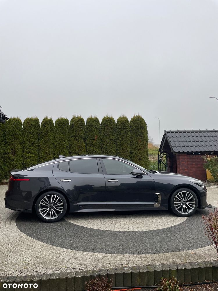 Kia Stinger 2.0 T-GDI GT Line - 12