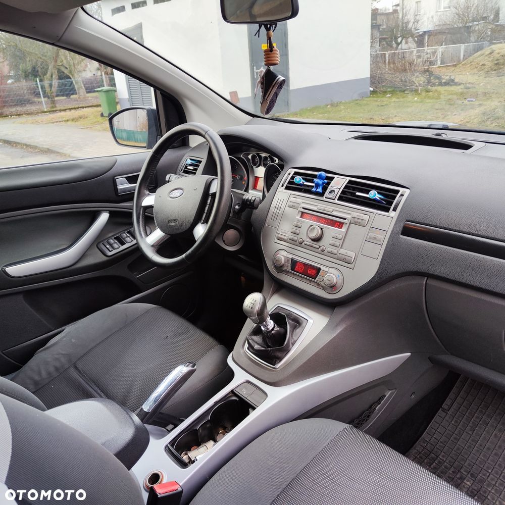 Ford Kuga - 6