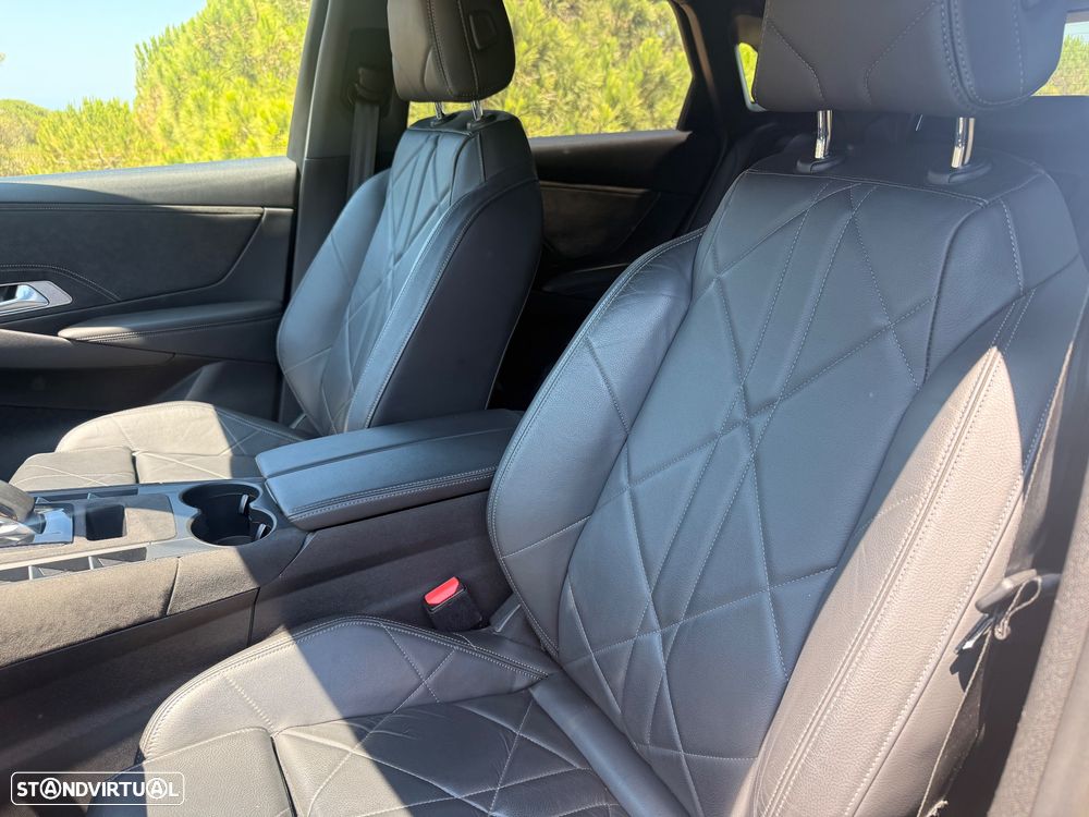 DS DS7 Crossback E-Tense Performance Line EAT8 - 12