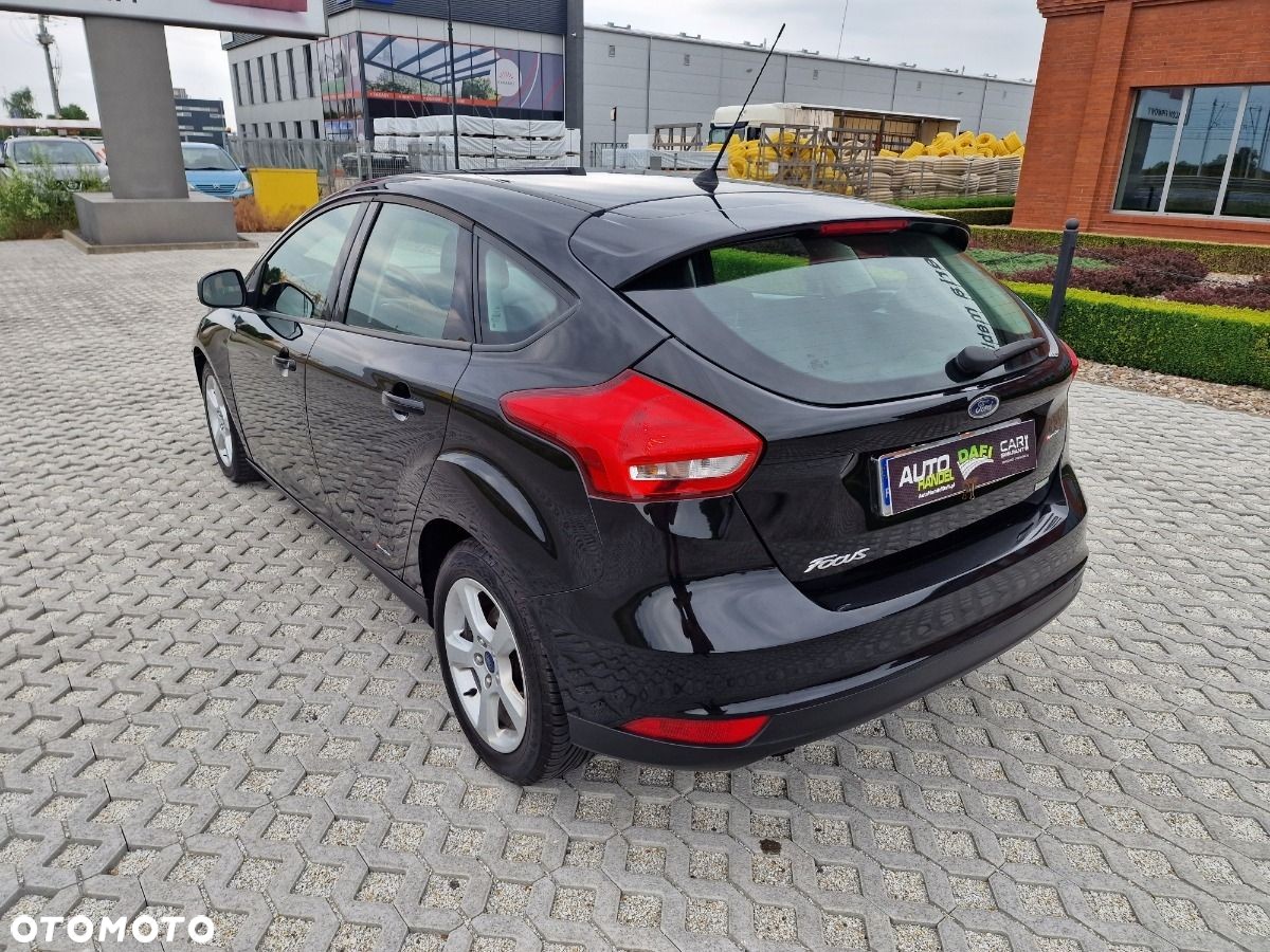 Ford Focus 1.0 EcoBoost 99g Start-Stopp-System Business Edition - 32