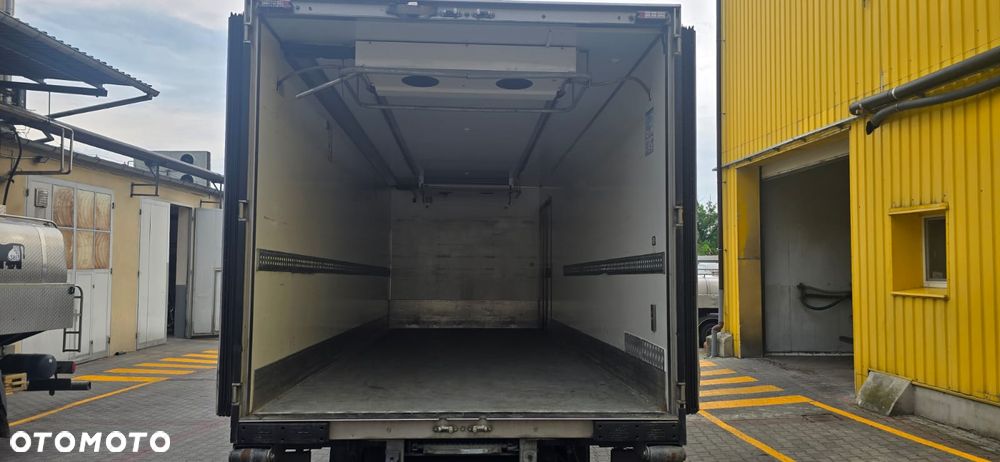 Iveco ML140E - 11