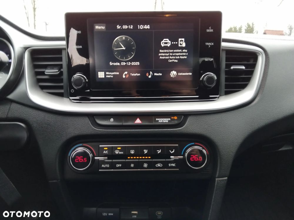 Kia Ceed 1.5 T-GDI M - 16