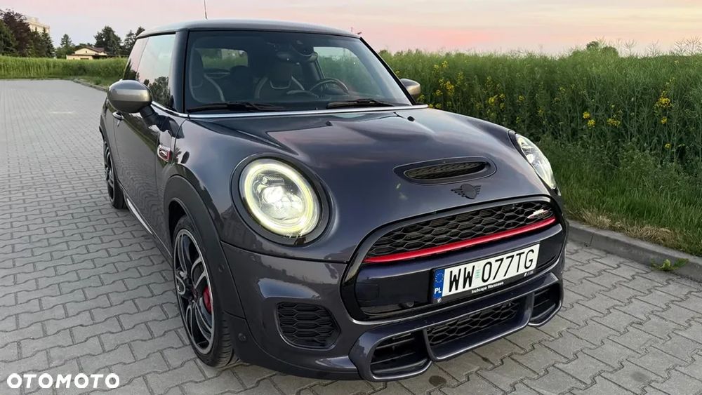 MINI John Cooper Works - 16
