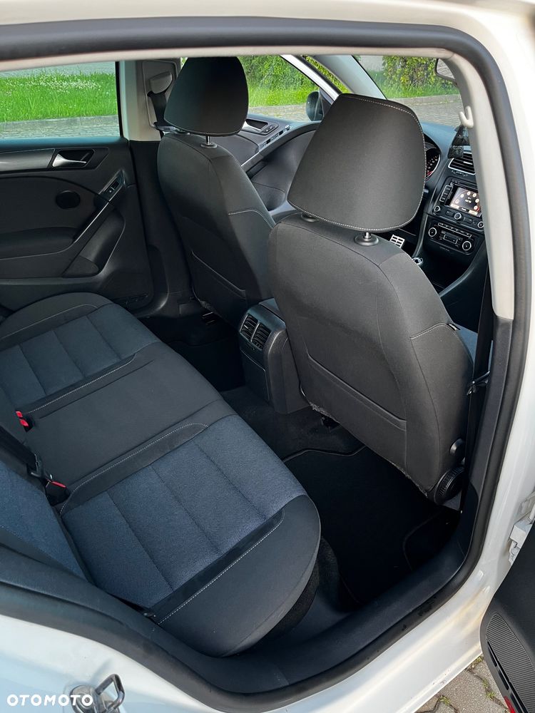 Volkswagen Golf 1.6 TDI Comfortline - 10
