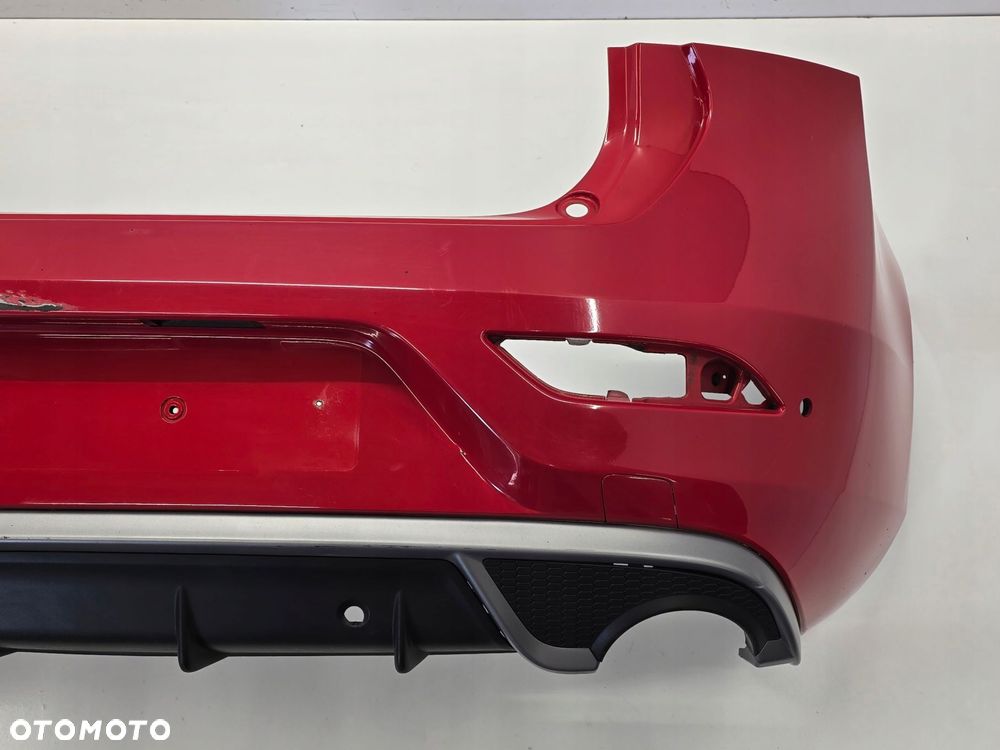 VOLVO V40 II R-DESING 15R ZDERZAK TYLNY TYŁ PDC 612-46 - 3