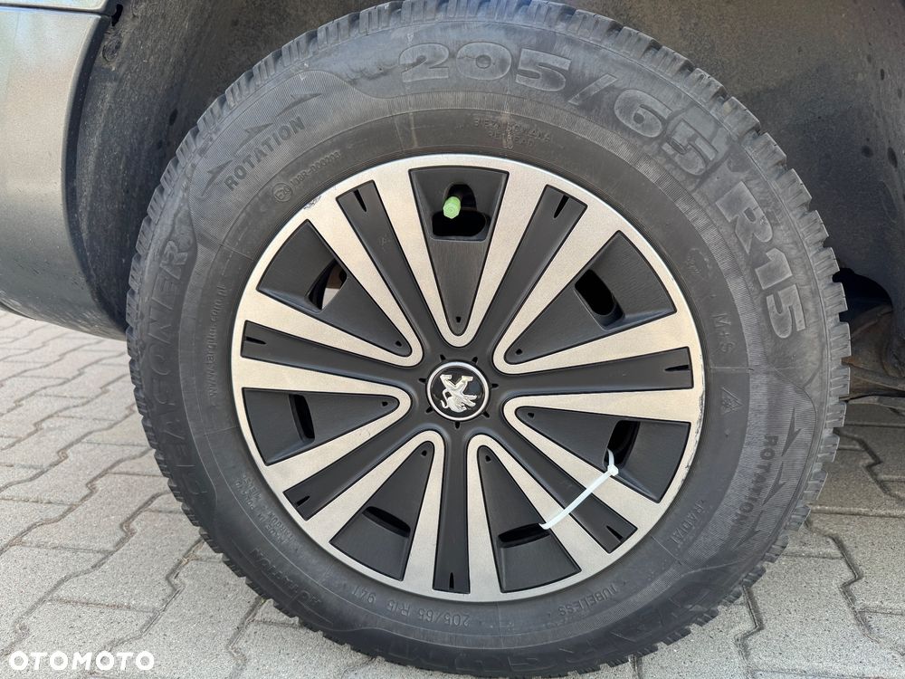 Peugeot Partner 1.6 HDi Active - 31